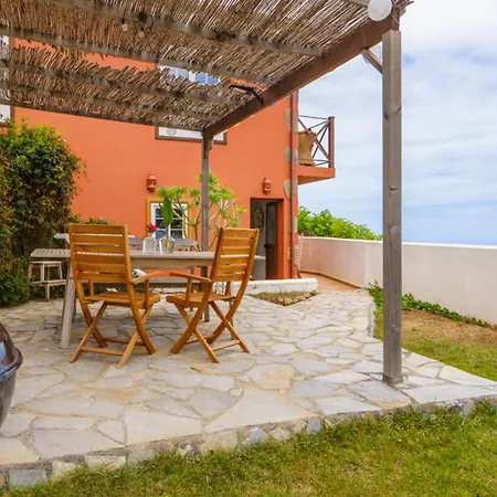Casa Con Terraza Privada Ideal Familiar بيت للعطل لوس رياليخوس